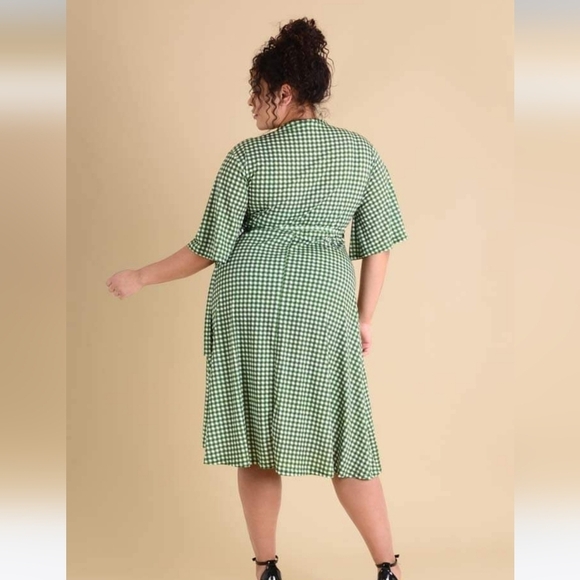 Lady v london green gingham flutter sleeve wrap dress plus size office casual - Picture 2 of 4